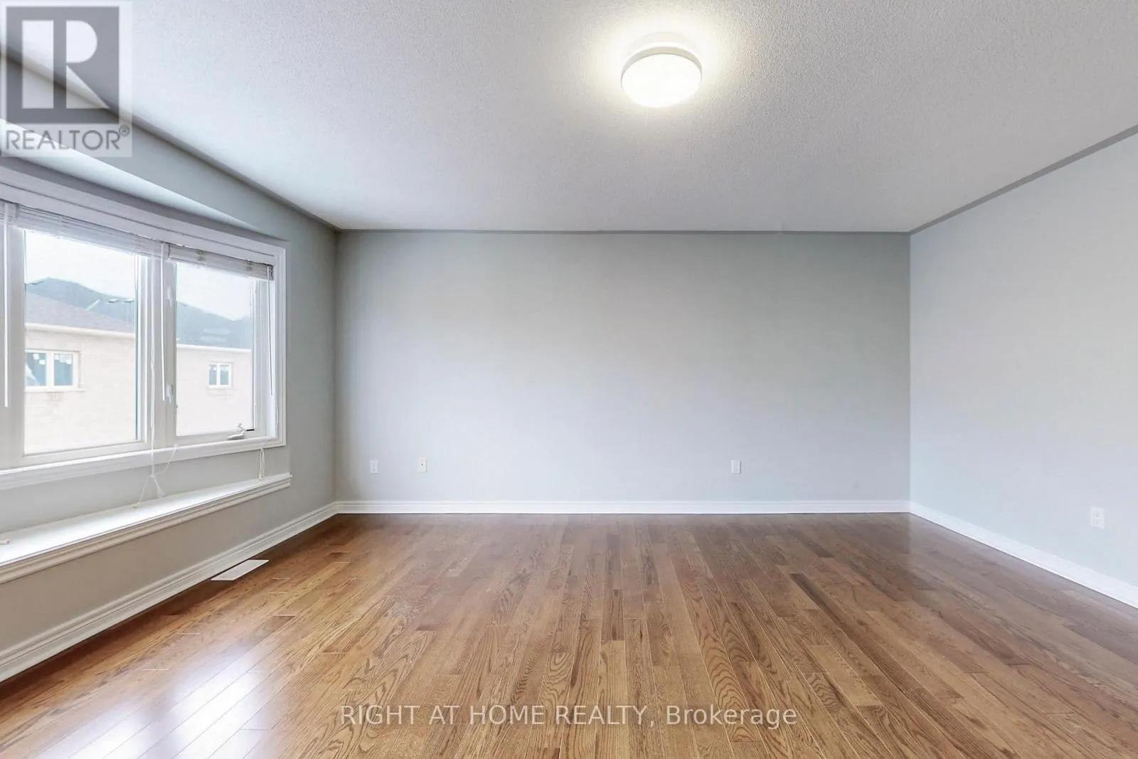 MAIN, 2ND FLOOR - 90 MAPLEBANK CRESCENT