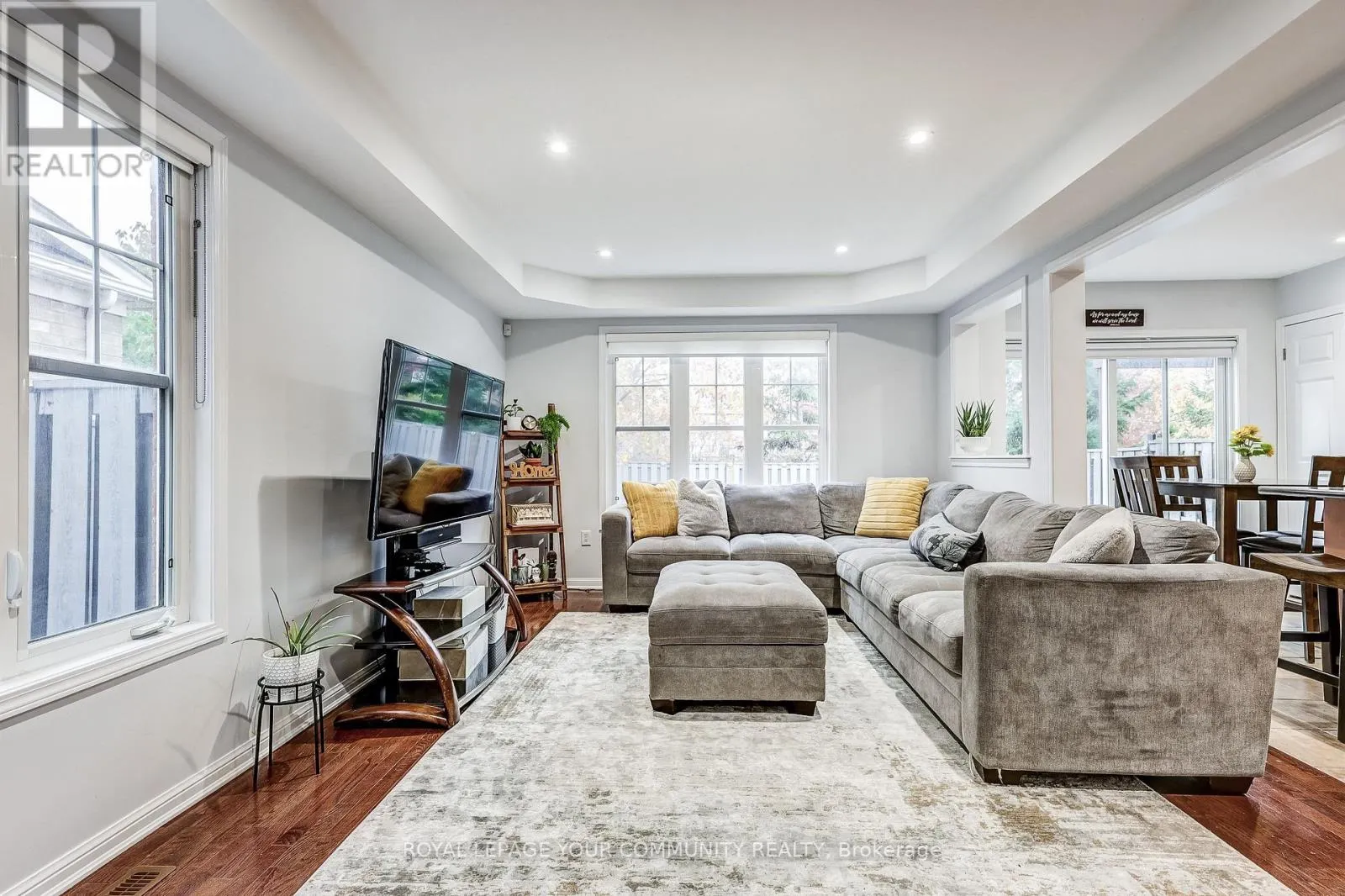 34 MILTROSE CRESCENT