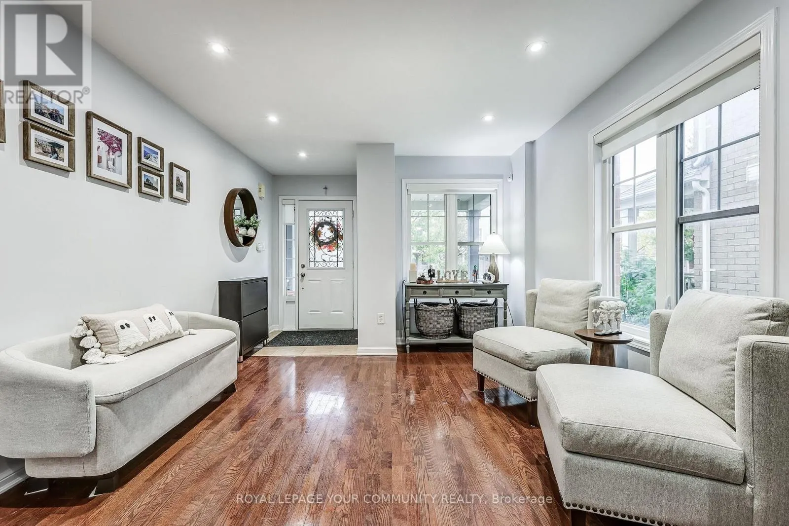 34 MILTROSE CRESCENT