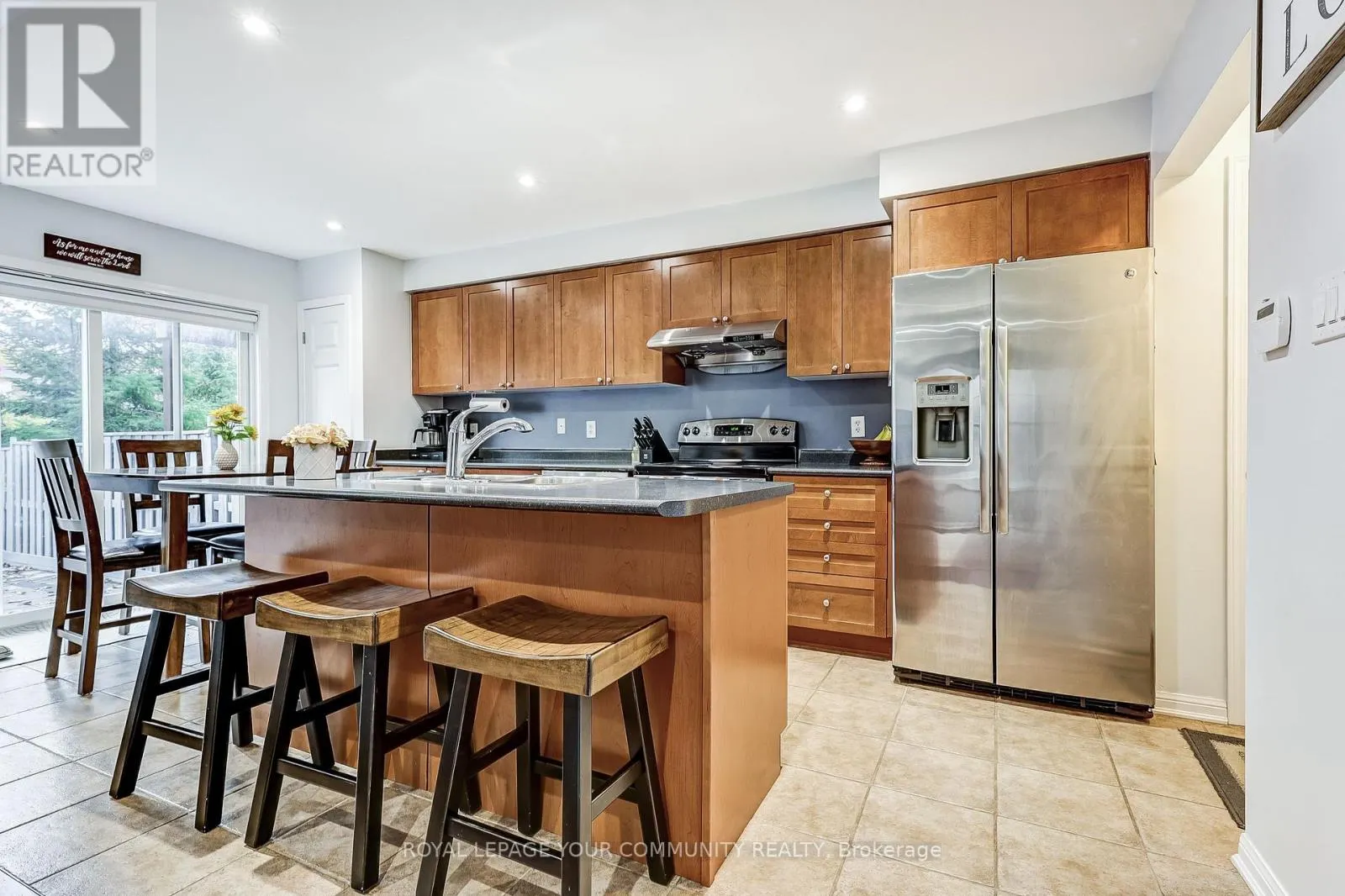 34 MILTROSE CRESCENT