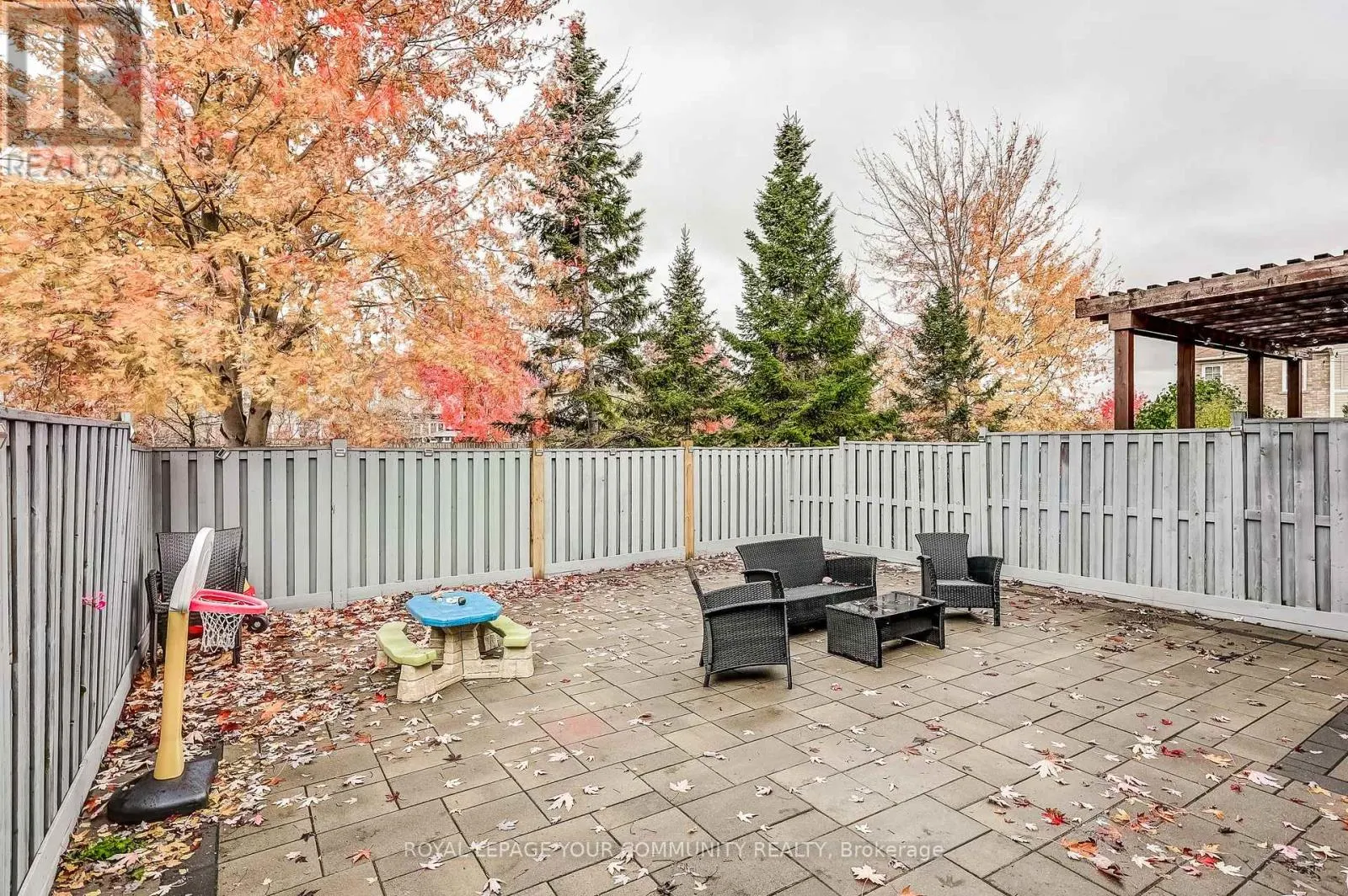 34 MILTROSE CRESCENT