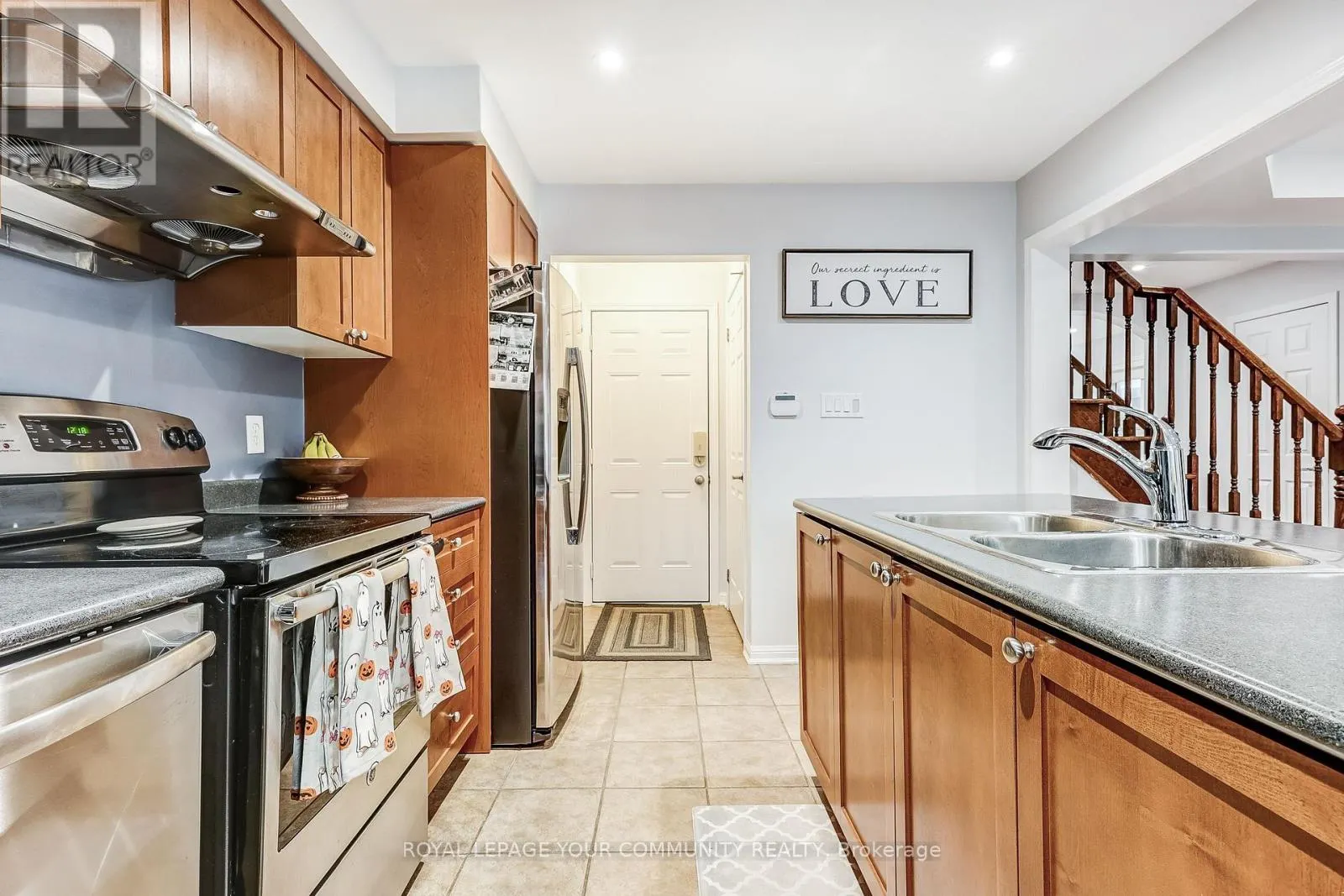 34 MILTROSE CRESCENT