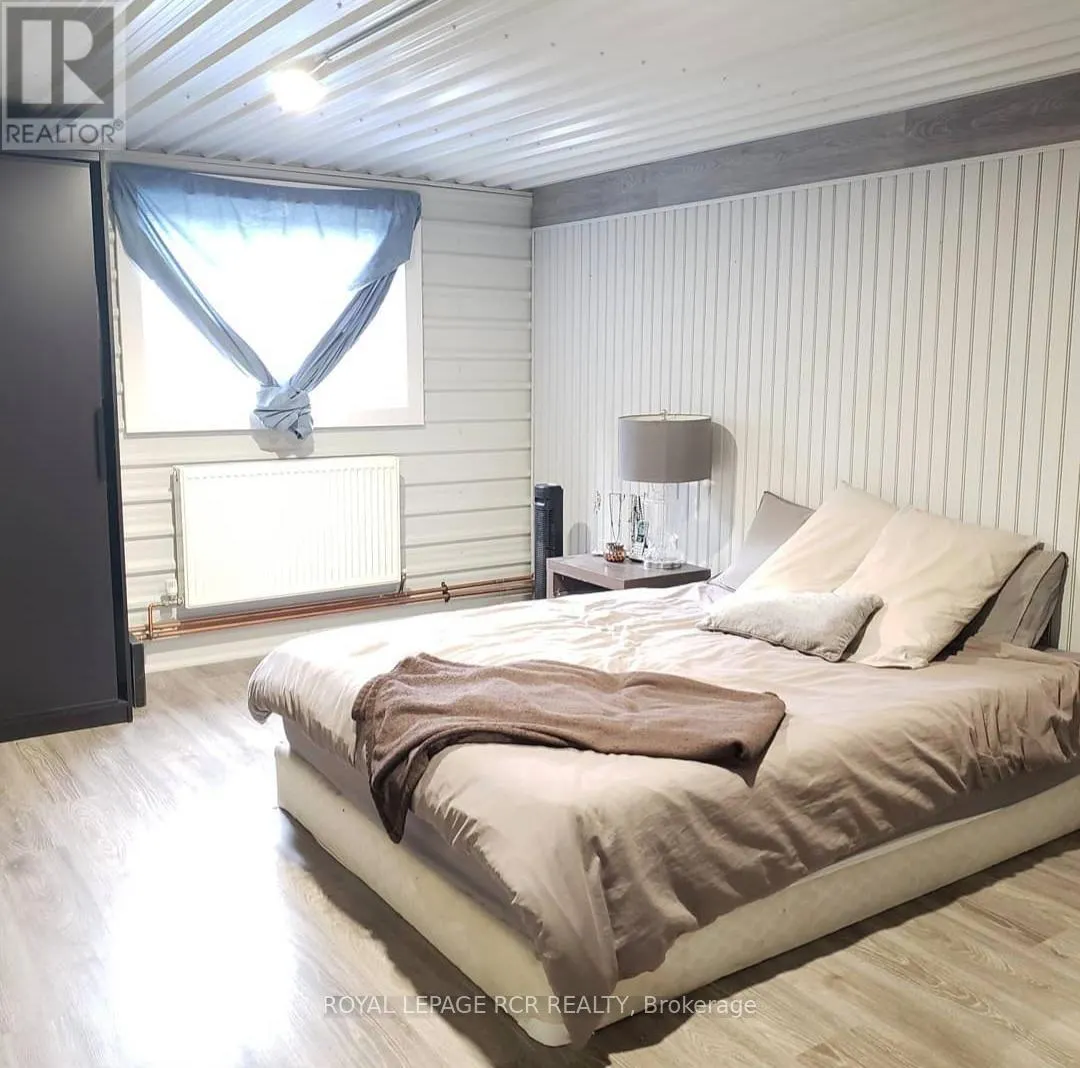 341 QUEENSVILLE SIDE ROAD