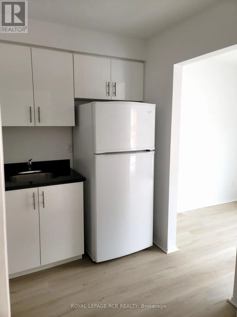 237 - 2 ORCHARD HEIGHTS BOULEVARD