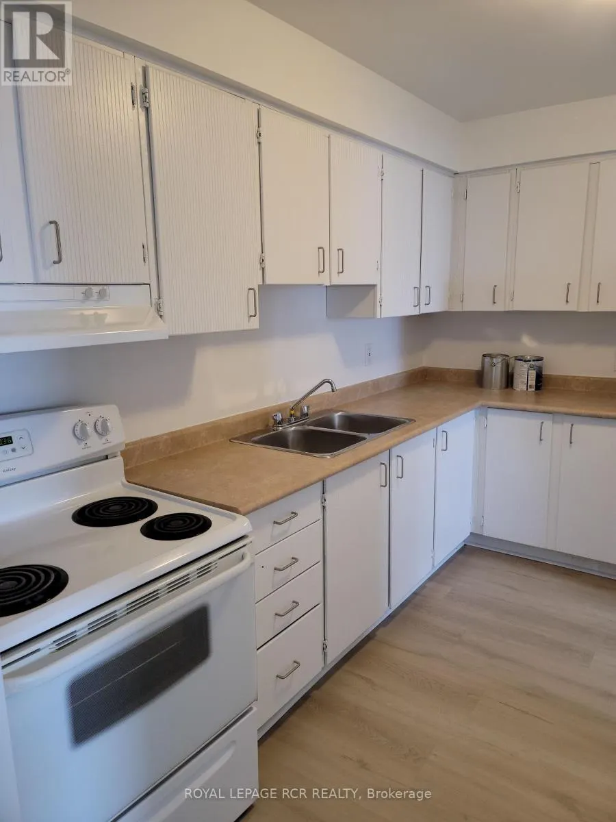 206 - 2 ORCHARD HEIGHTS BOULEVARD