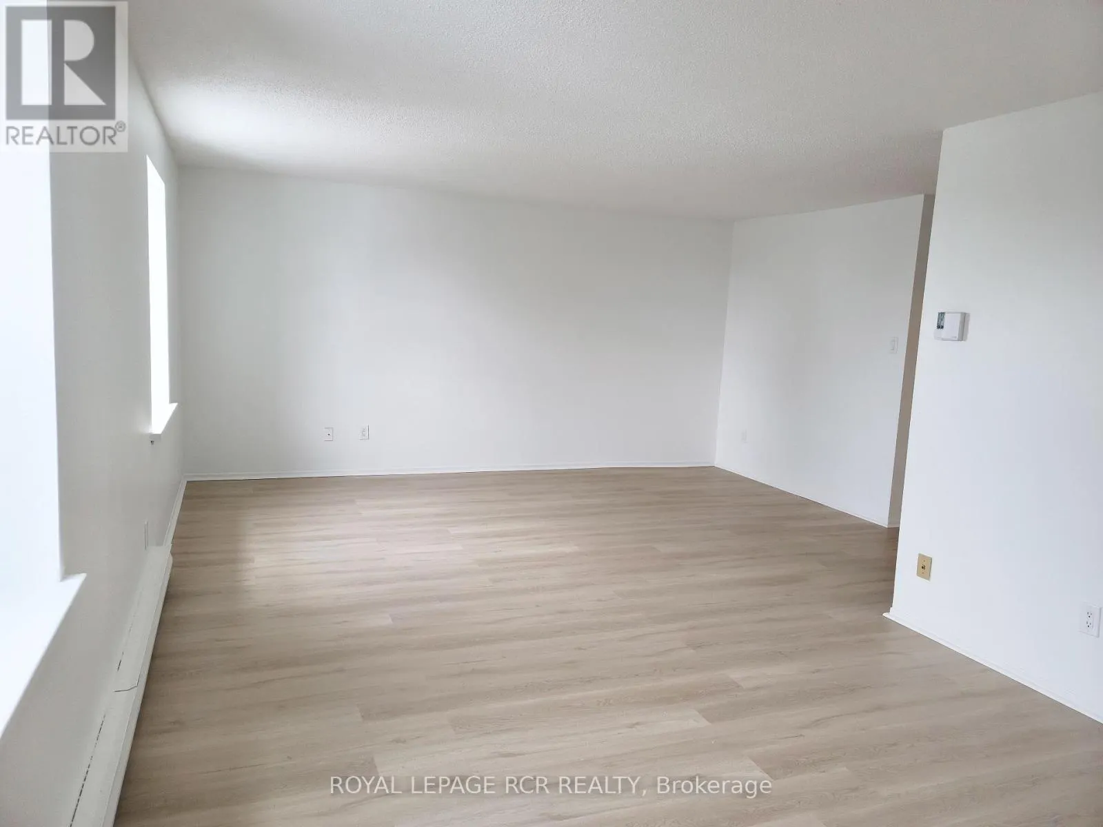 206 - 2 ORCHARD HEIGHTS BOULEVARD