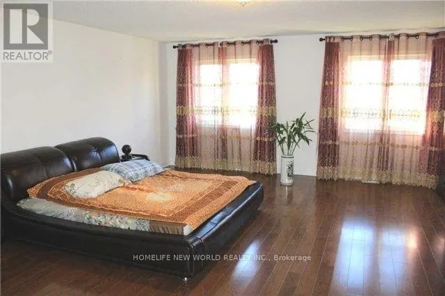 64 THOMAS FOSTER STREET