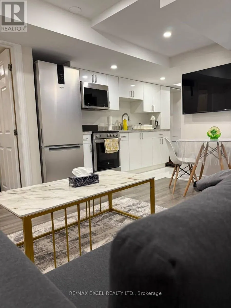 BASEMENT - 106 STEPHENSON CRESCENT