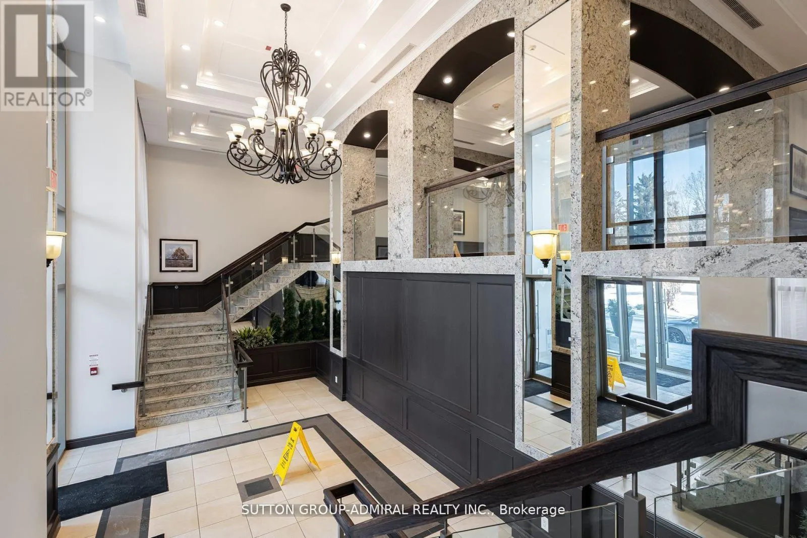 342 - 281 WOODBRIDGE AVENUE