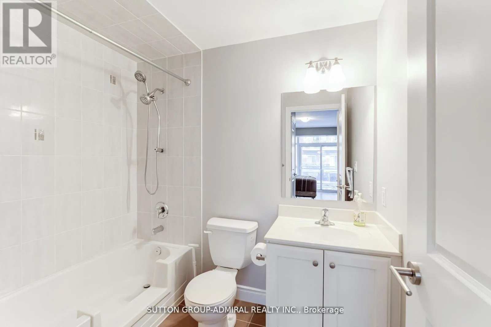 342 - 281 WOODBRIDGE AVENUE