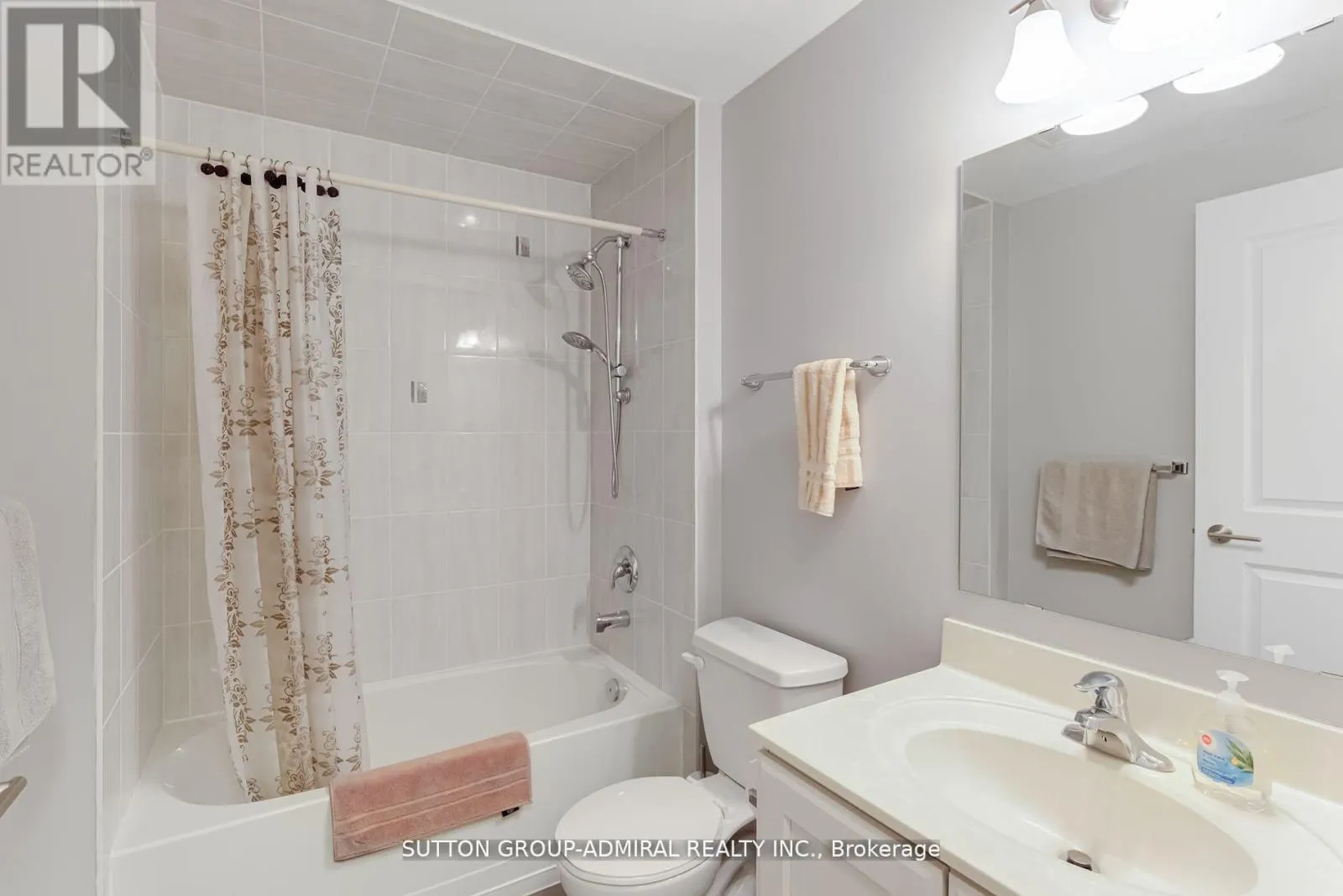 342 - 281 WOODBRIDGE AVENUE