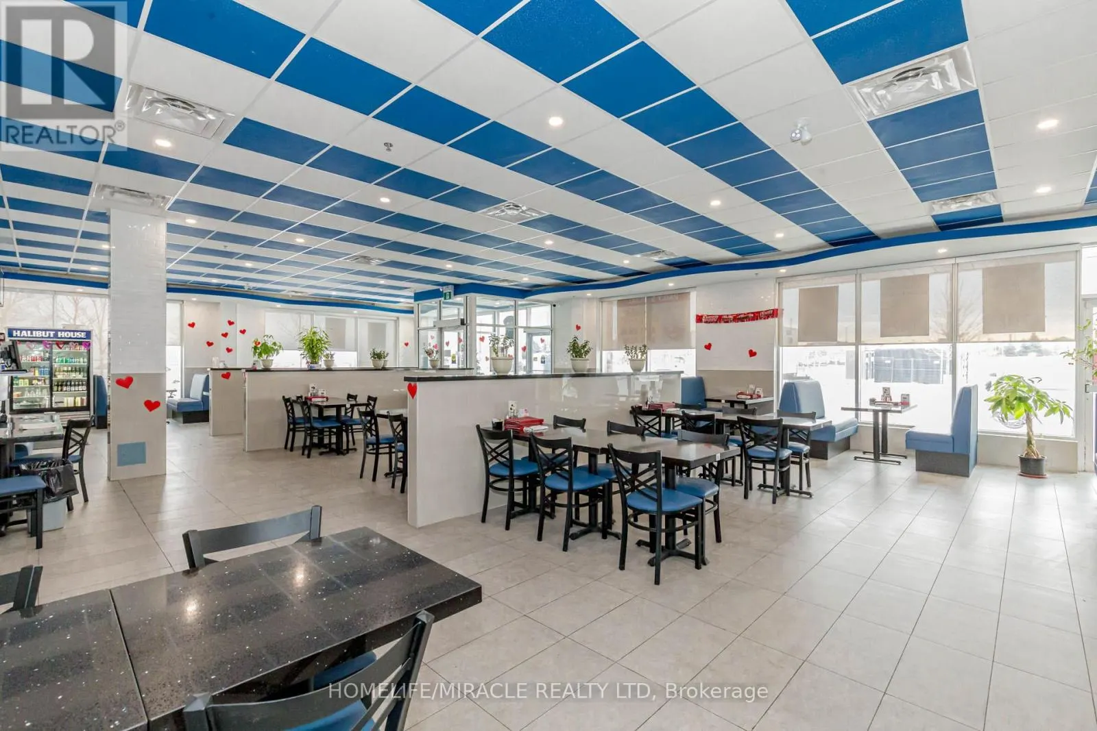 6 & 7 - 1840 MAJOR MACKENZIE DRIVE