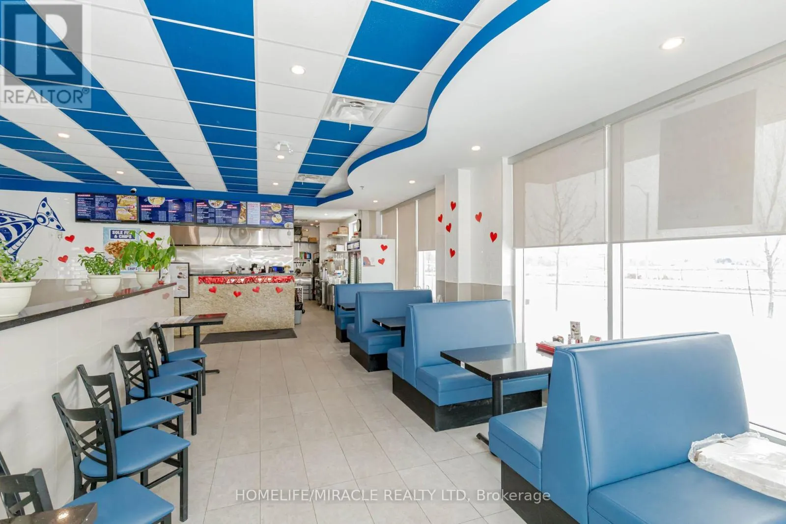 6 & 7 - 1840 MAJOR MACKENZIE DRIVE