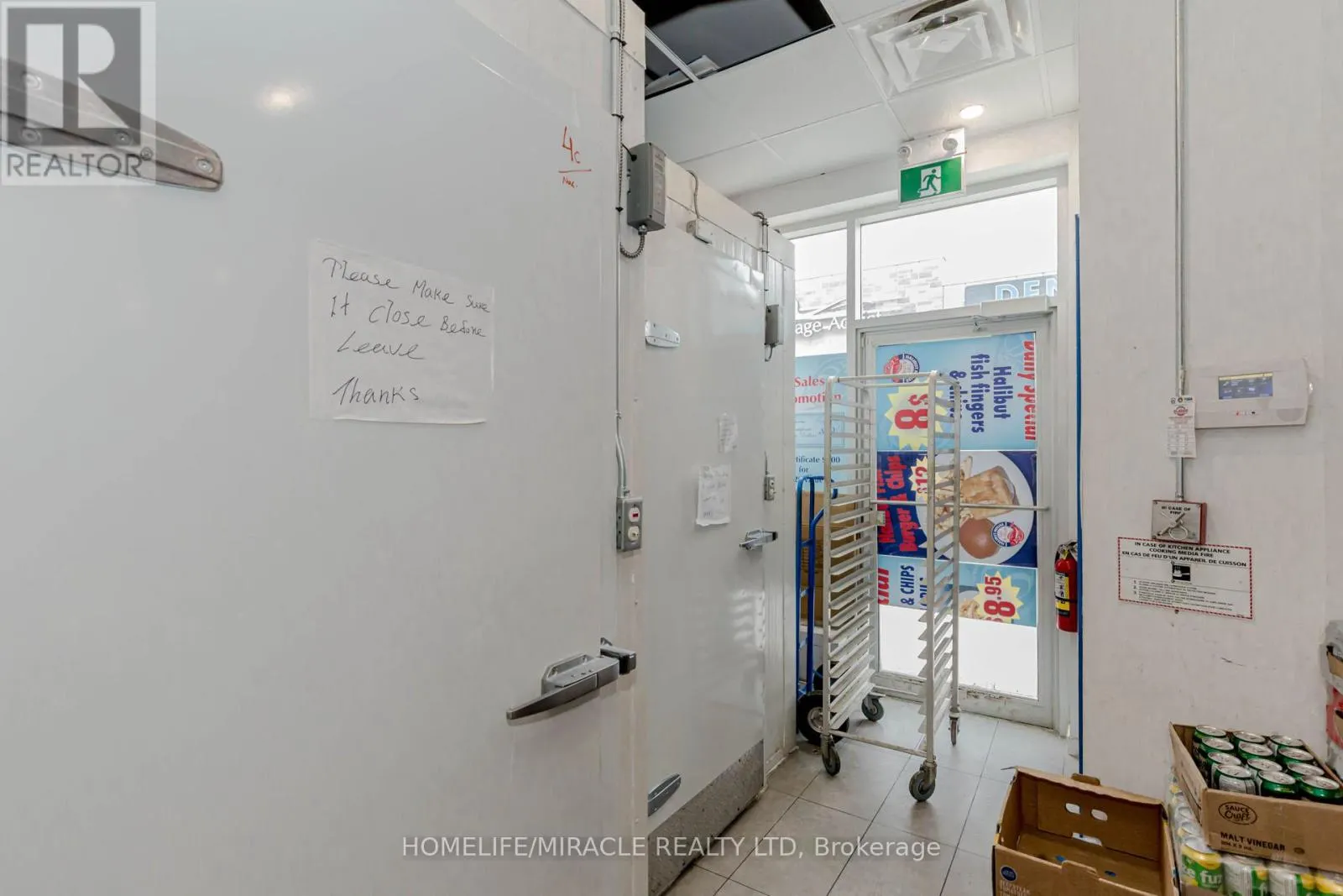 6 & 7 - 1840 MAJOR MACKENZIE DRIVE