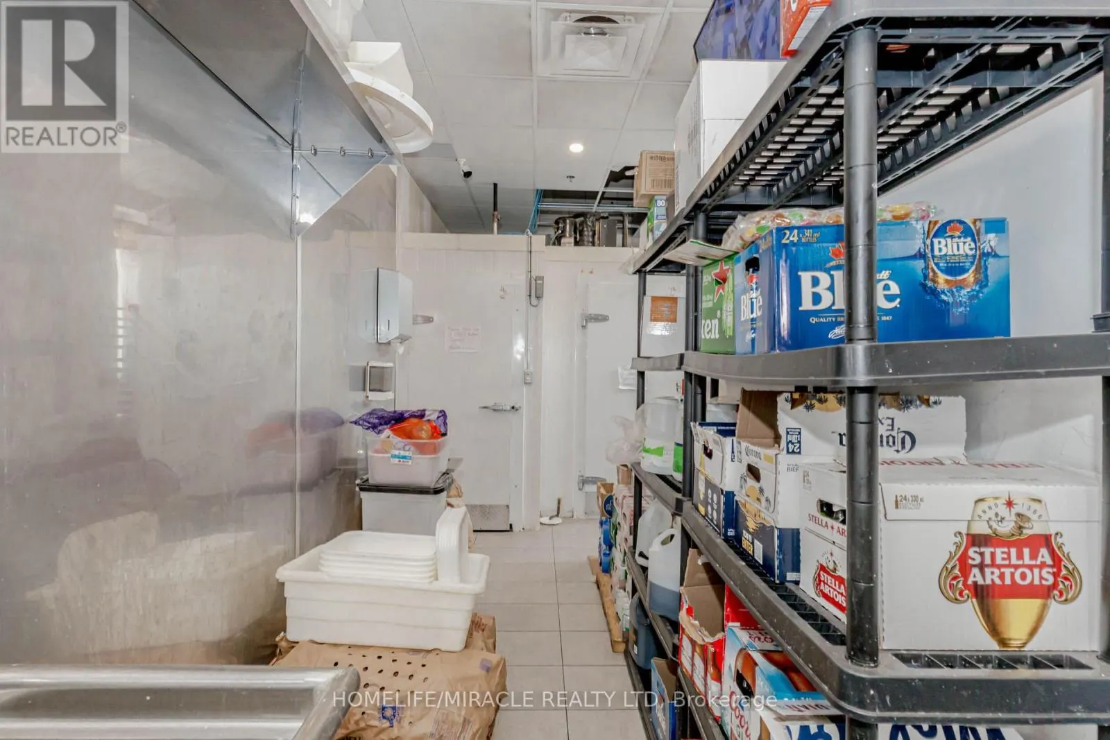 6 & 7 - 1840 MAJOR MACKENZIE DRIVE