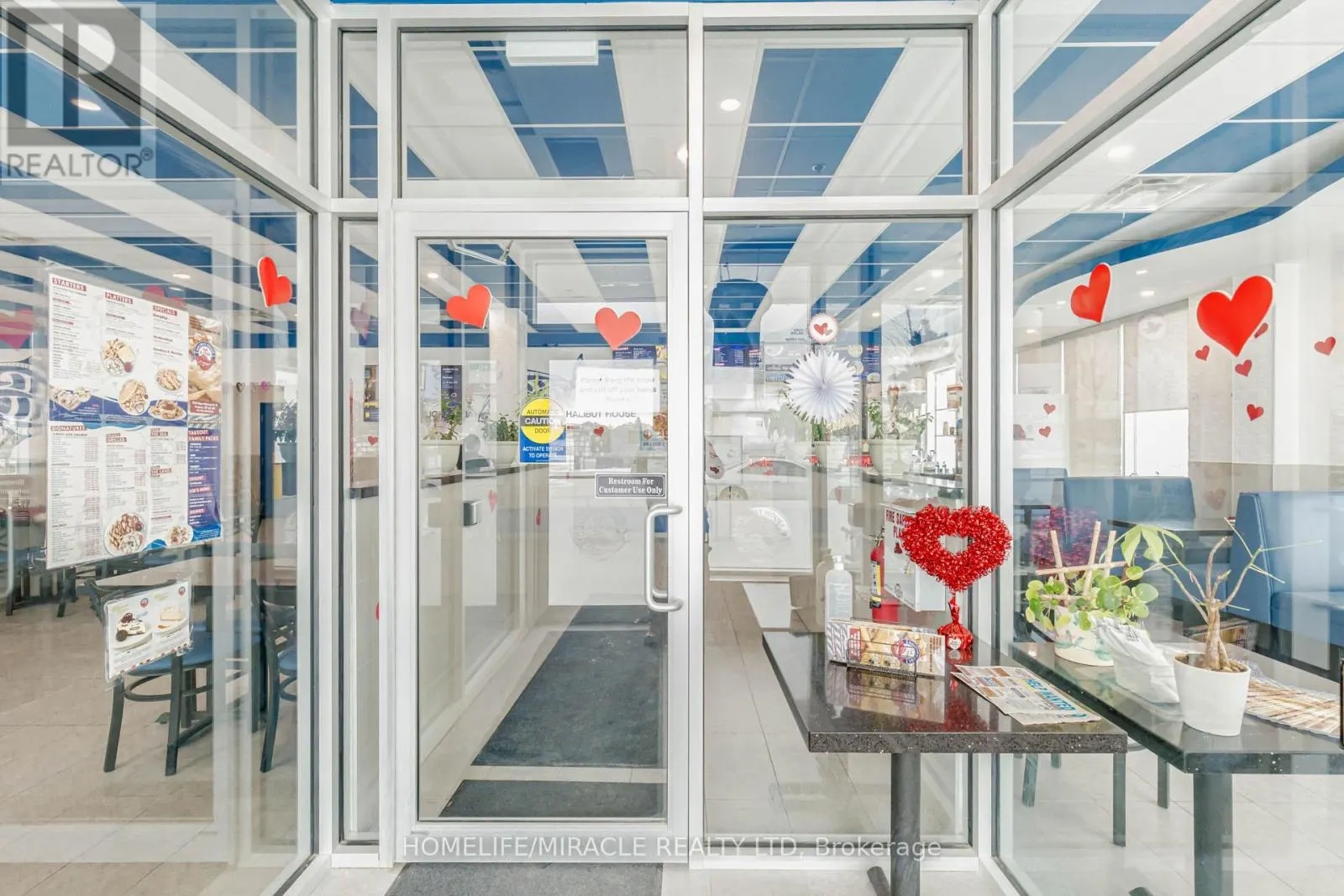 6 & 7 - 1840 MAJOR MACKENZIE DRIVE