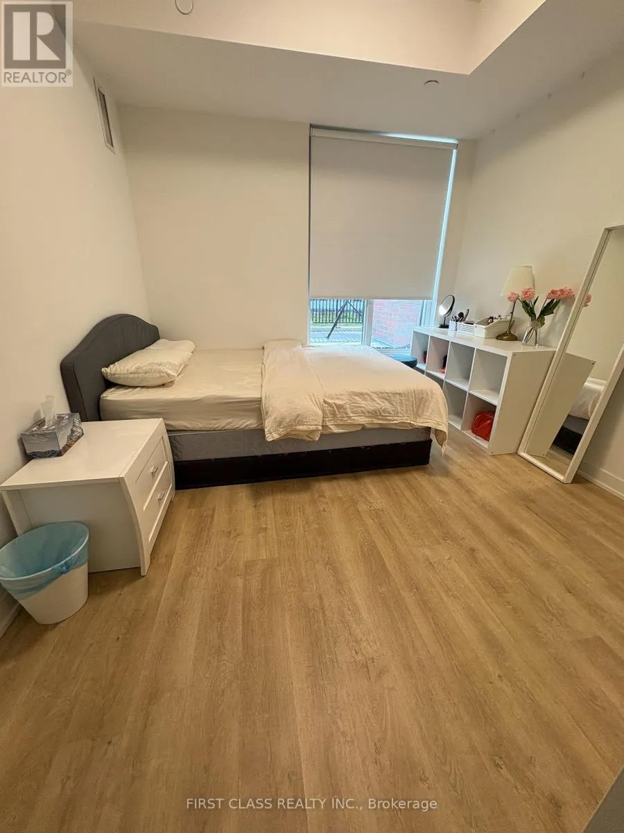 730A - 8119 BIRCHMOUNT RD ROAD