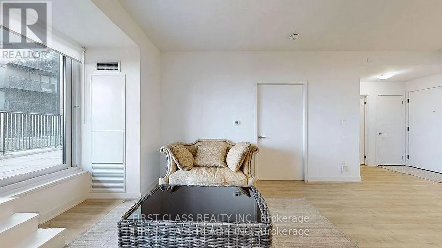 730A - 8119 BIRCHMOUNT RD ROAD