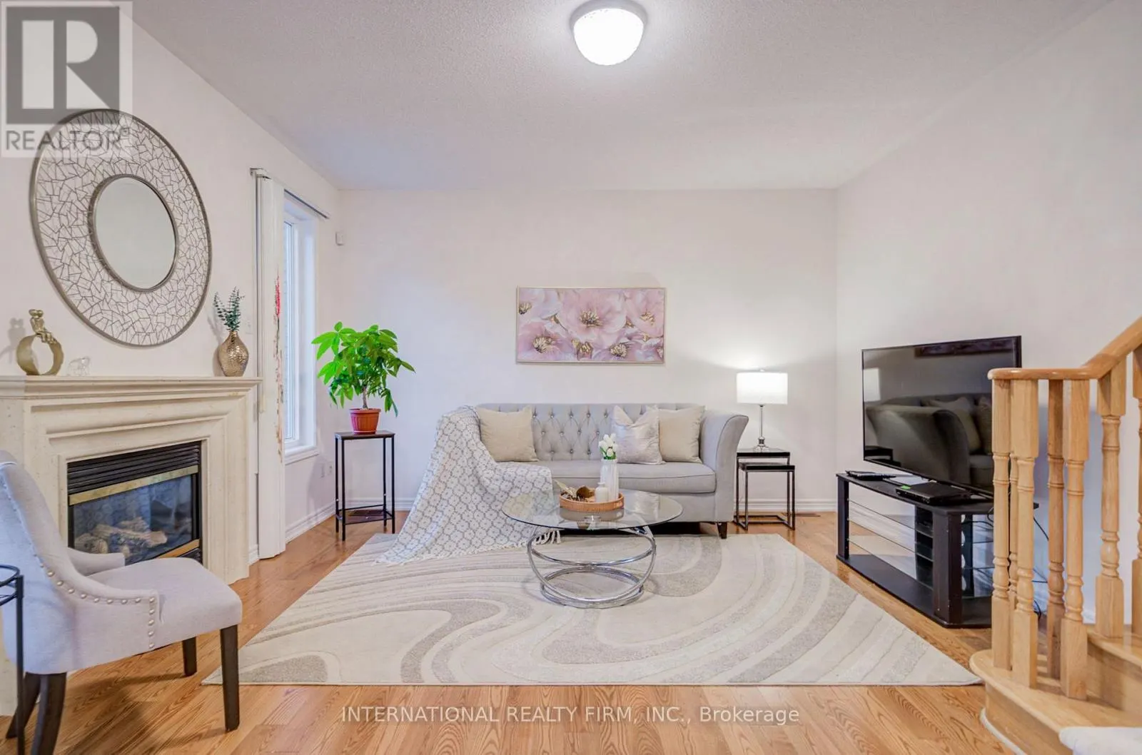 77 SAINT JAMES AVENUE