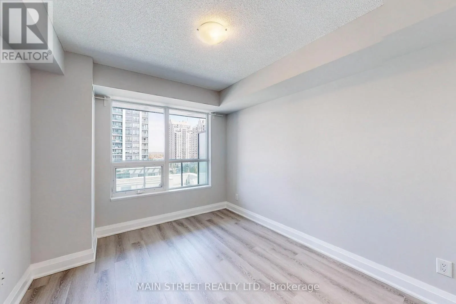 903 - 30 NORTH PARK ROAD