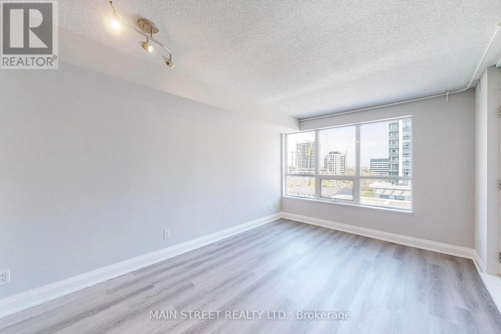 903 - 30 NORTH PARK ROAD