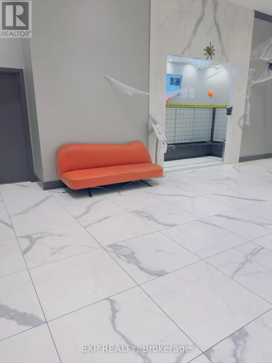 608 - 3700 HIGHWAY 7 WAY W