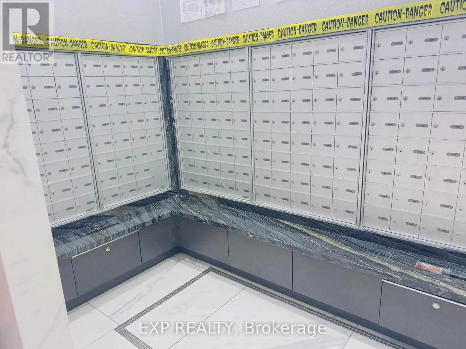 608 - 3700 HIGHWAY 7 WAY W