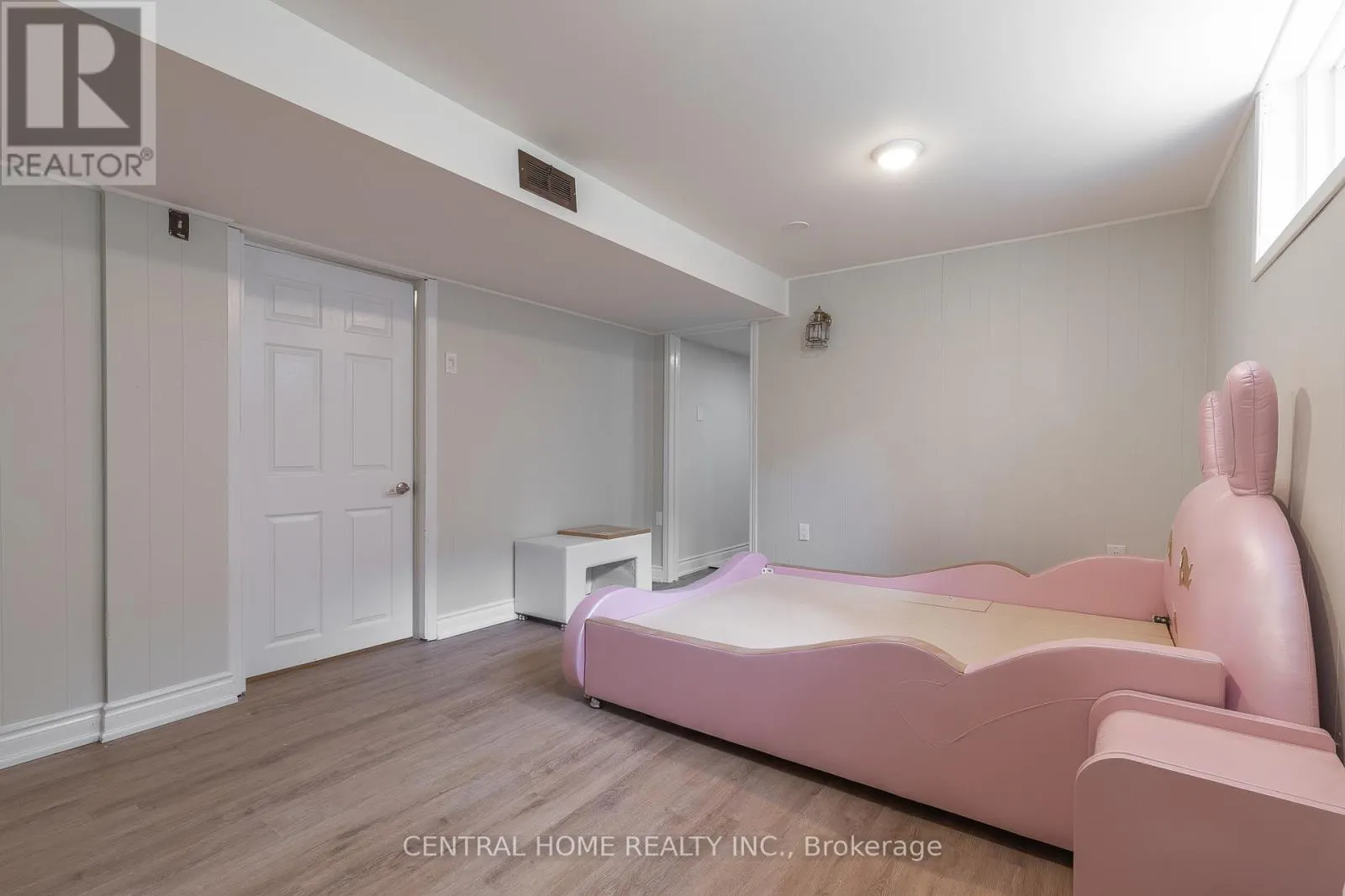 BSMT - 17 ALANADALE AVENUE