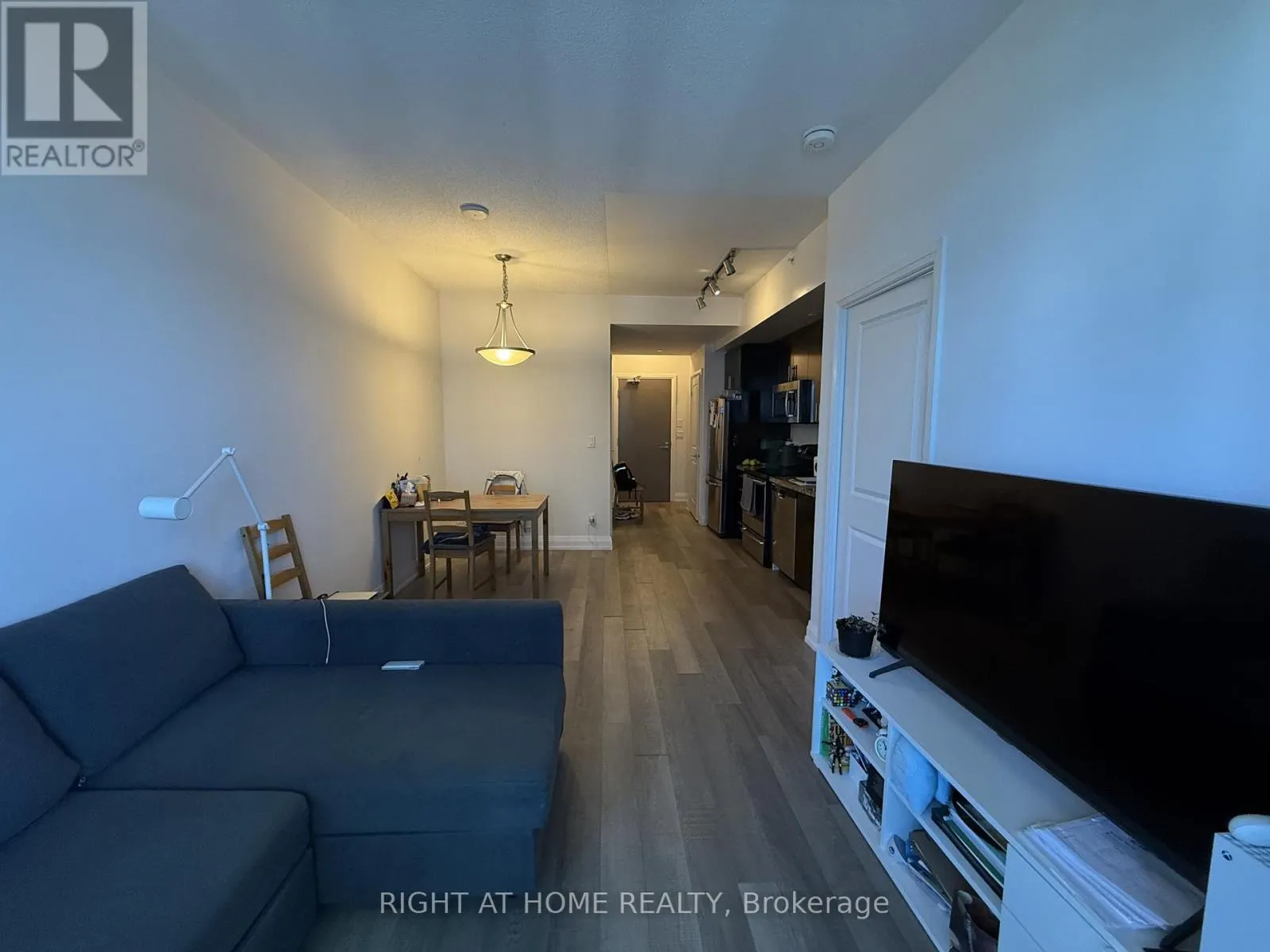 PH307 - 7167 YONGE STREET