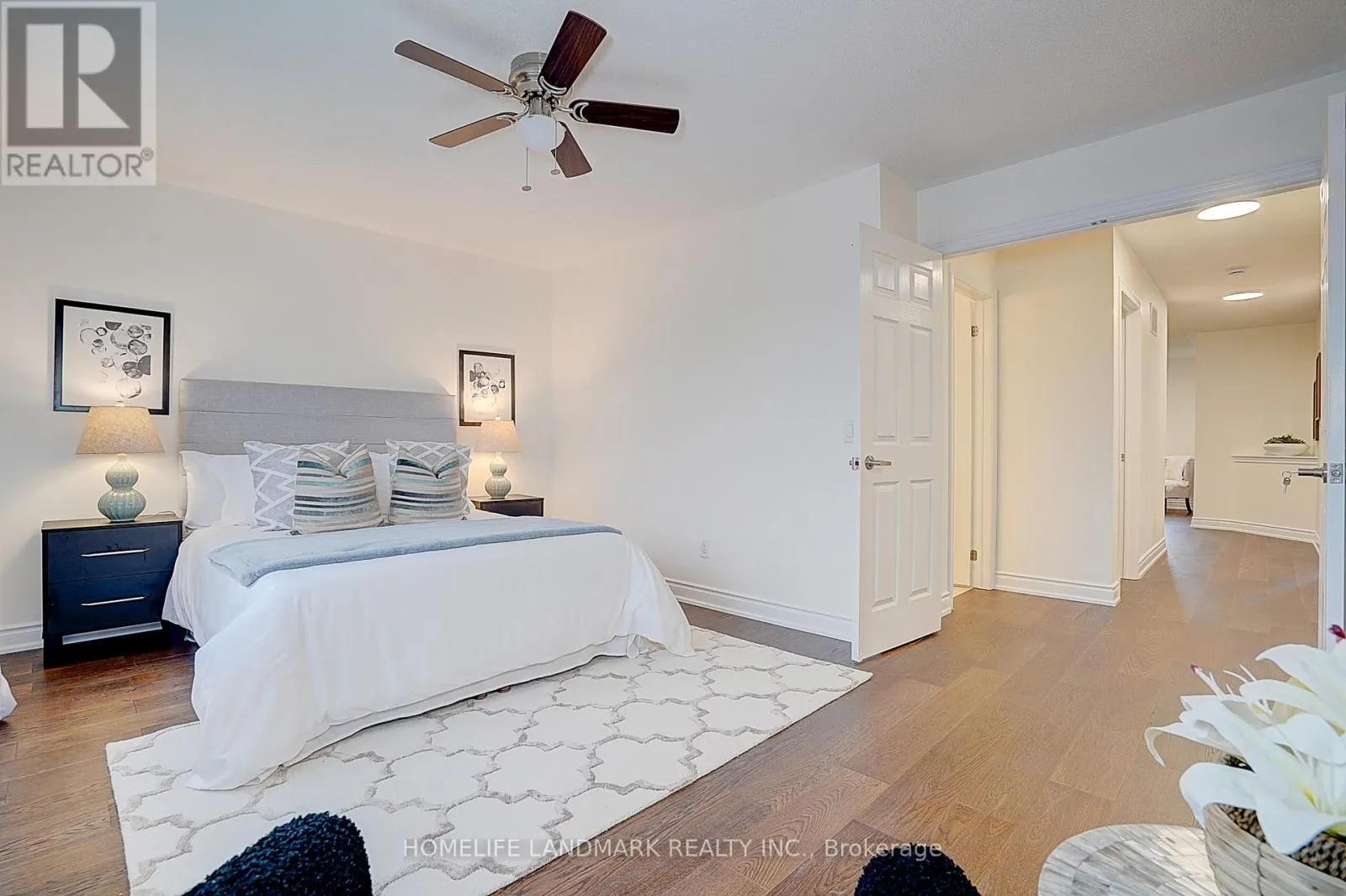 16 BEACON PIONT STREET