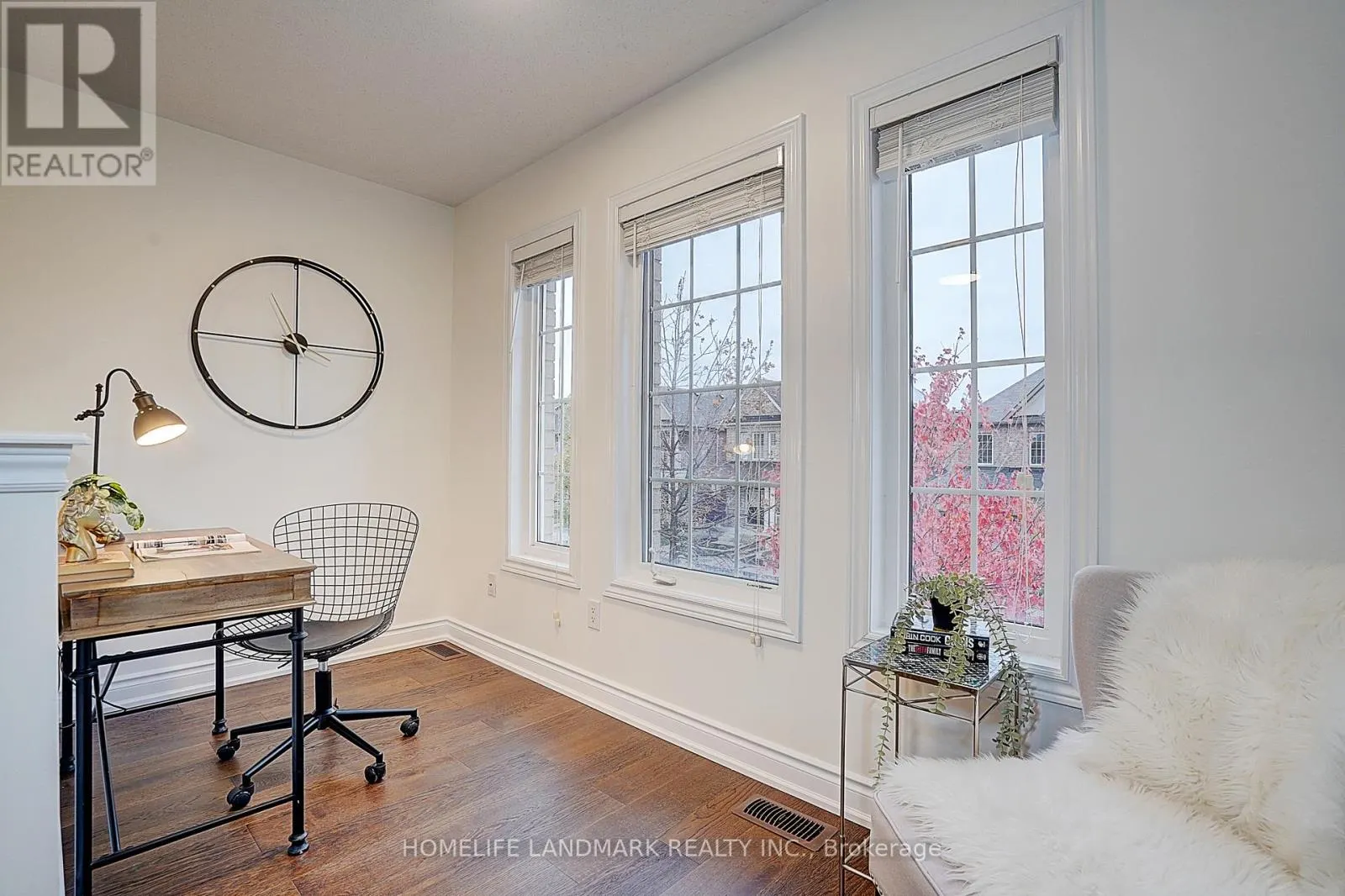 16 BEACON PIONT STREET