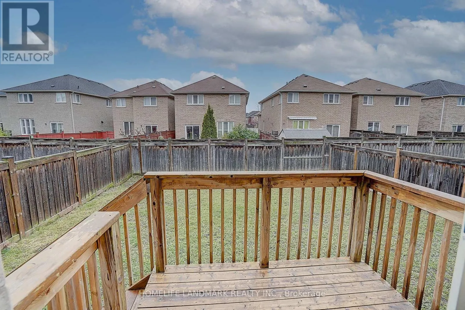 16 BEACON PIONT STREET