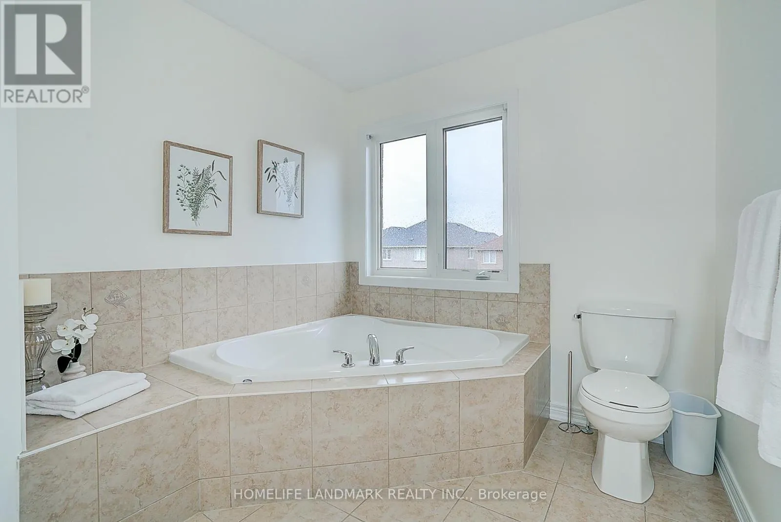 16 BEACON PIONT STREET