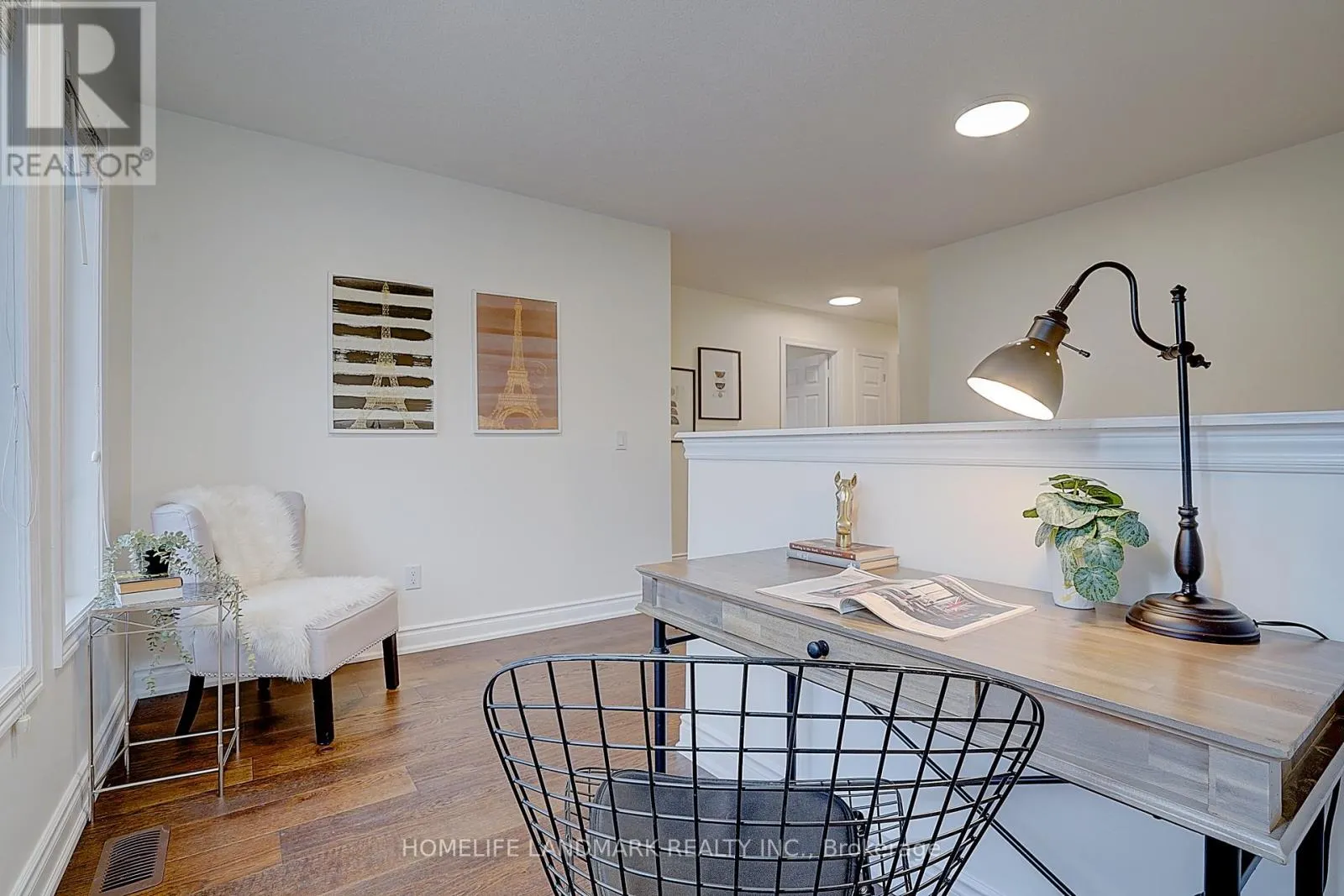 16 BEACON PIONT STREET