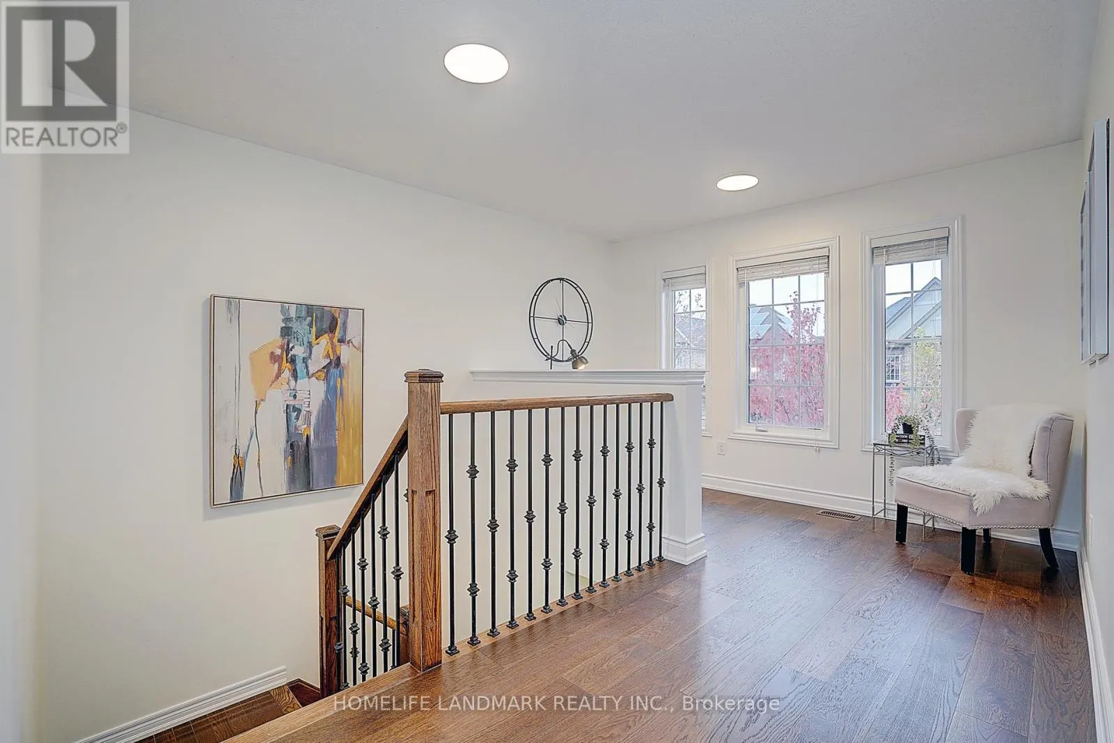 16 BEACON PIONT STREET