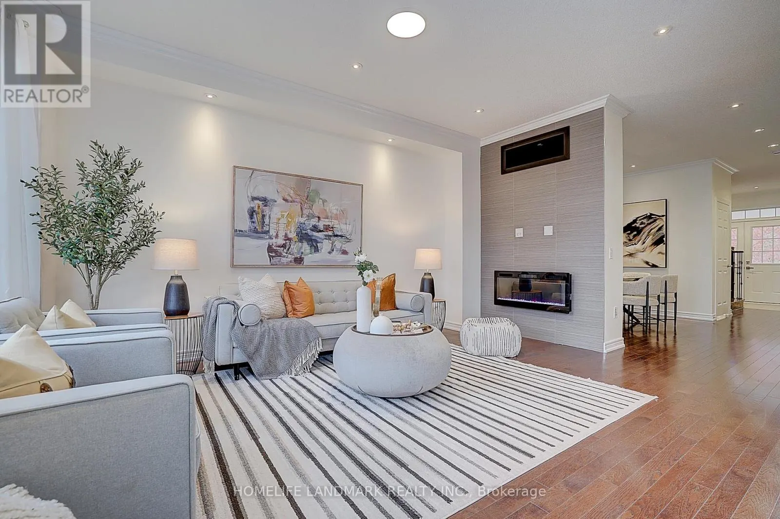 16 BEACON PIONT STREET