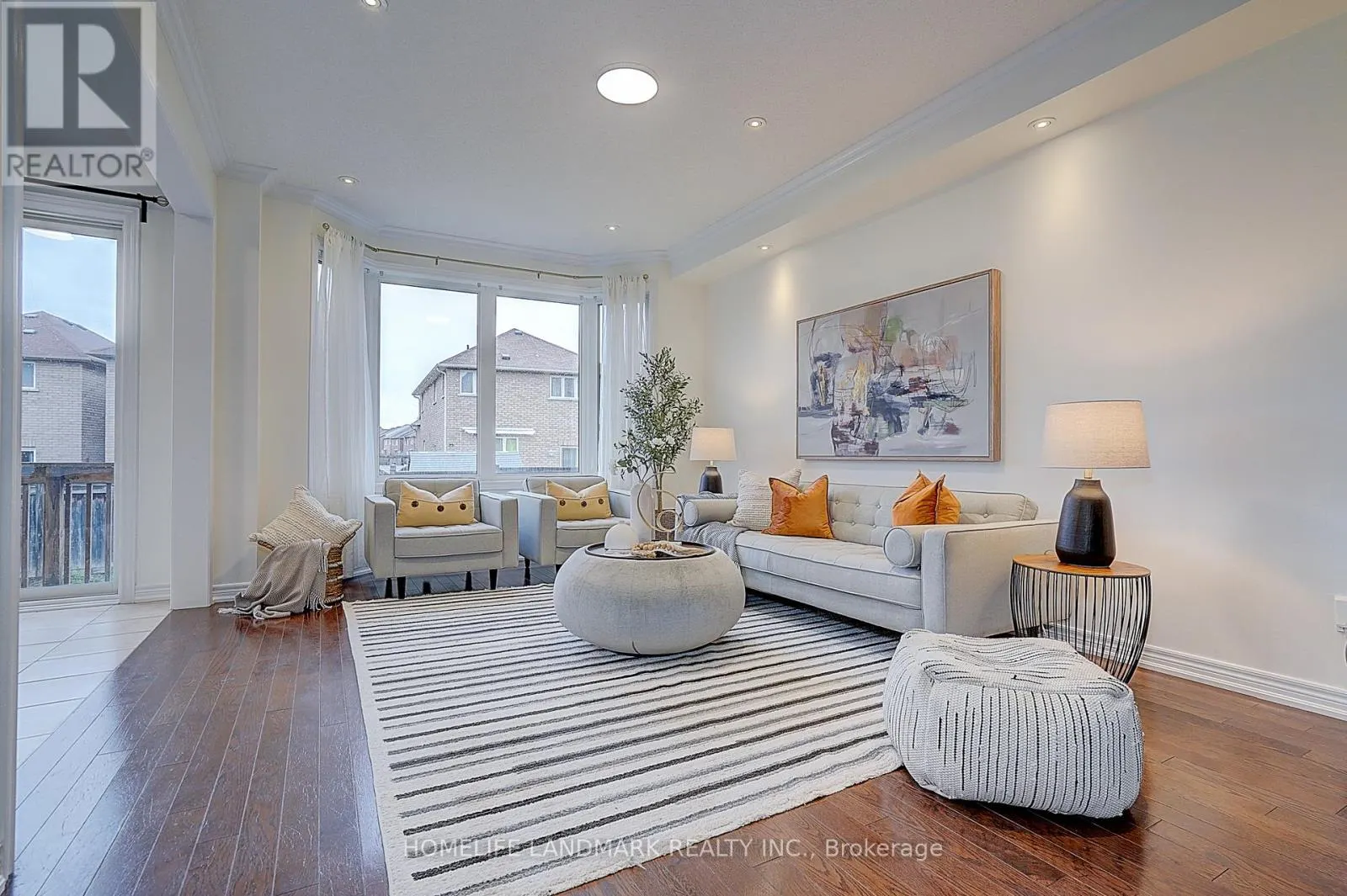 16 BEACON PIONT STREET