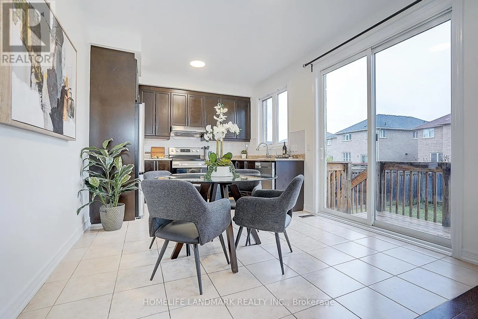 16 BEACON PIONT STREET