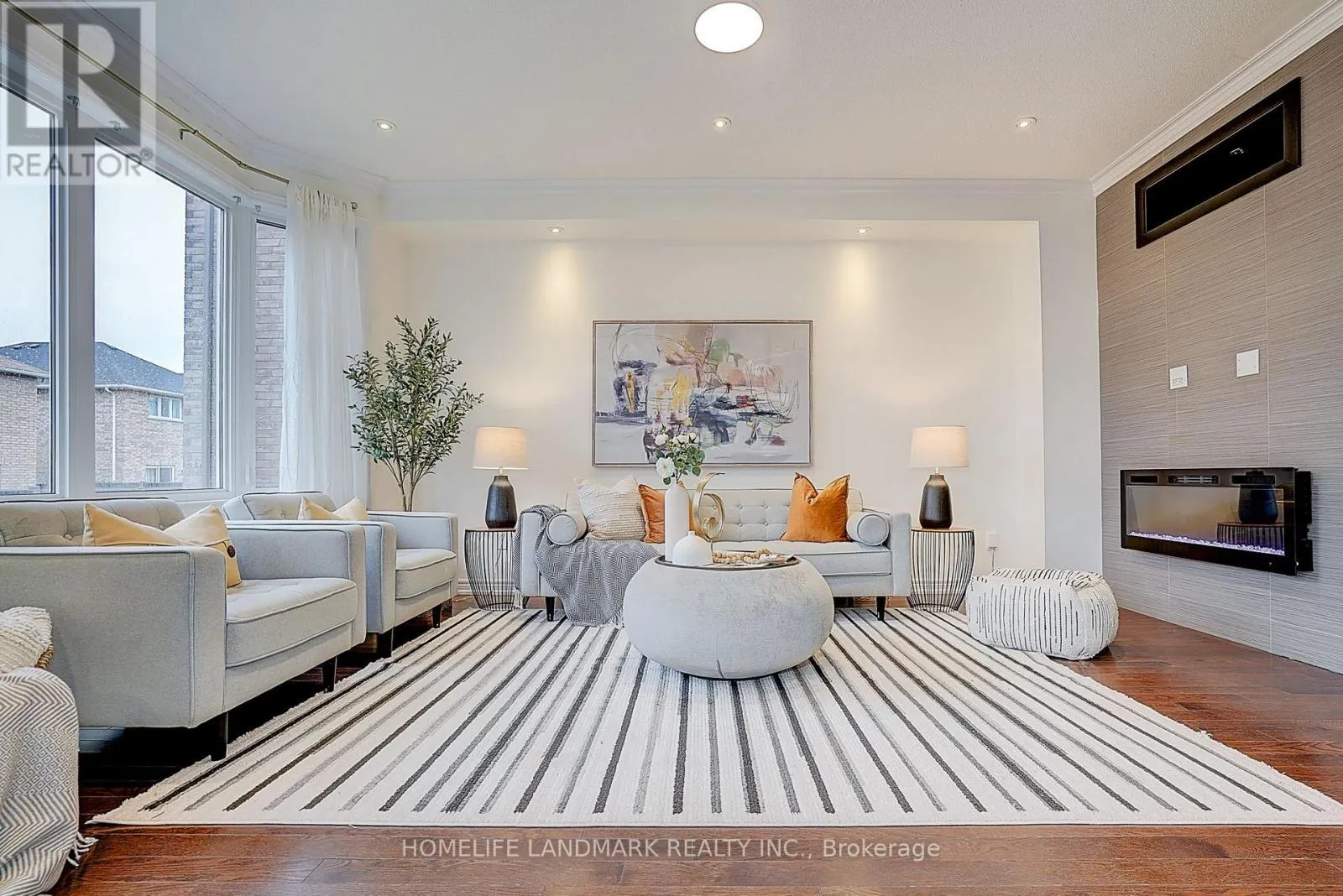 16 BEACON PIONT STREET