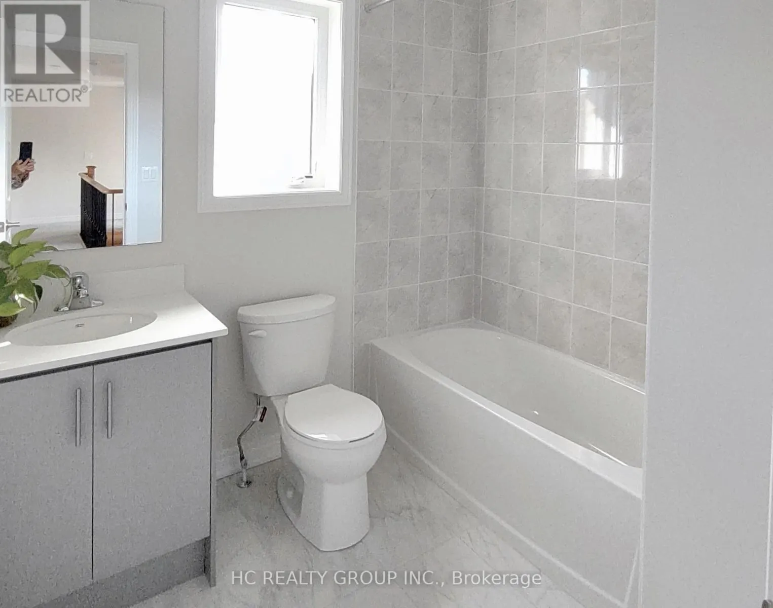 4 SAM BATTAGLIA CRESCENT