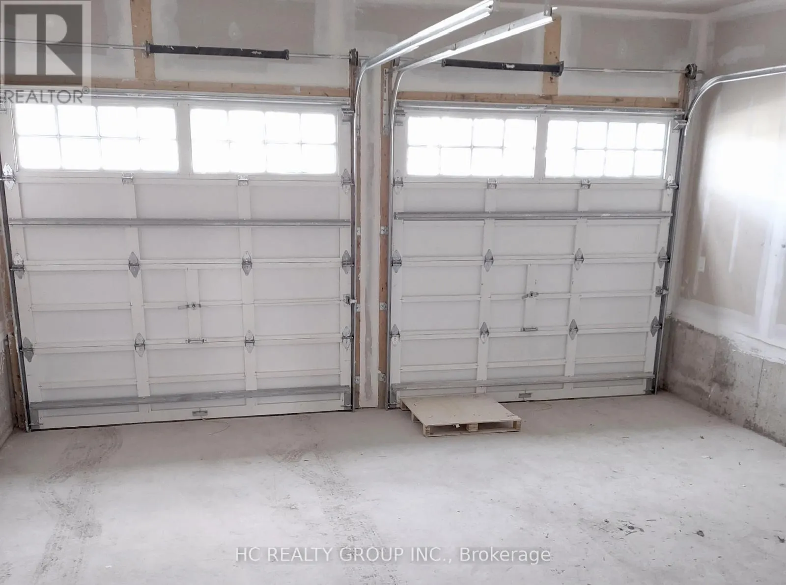 4 SAM BATTAGLIA CRESCENT