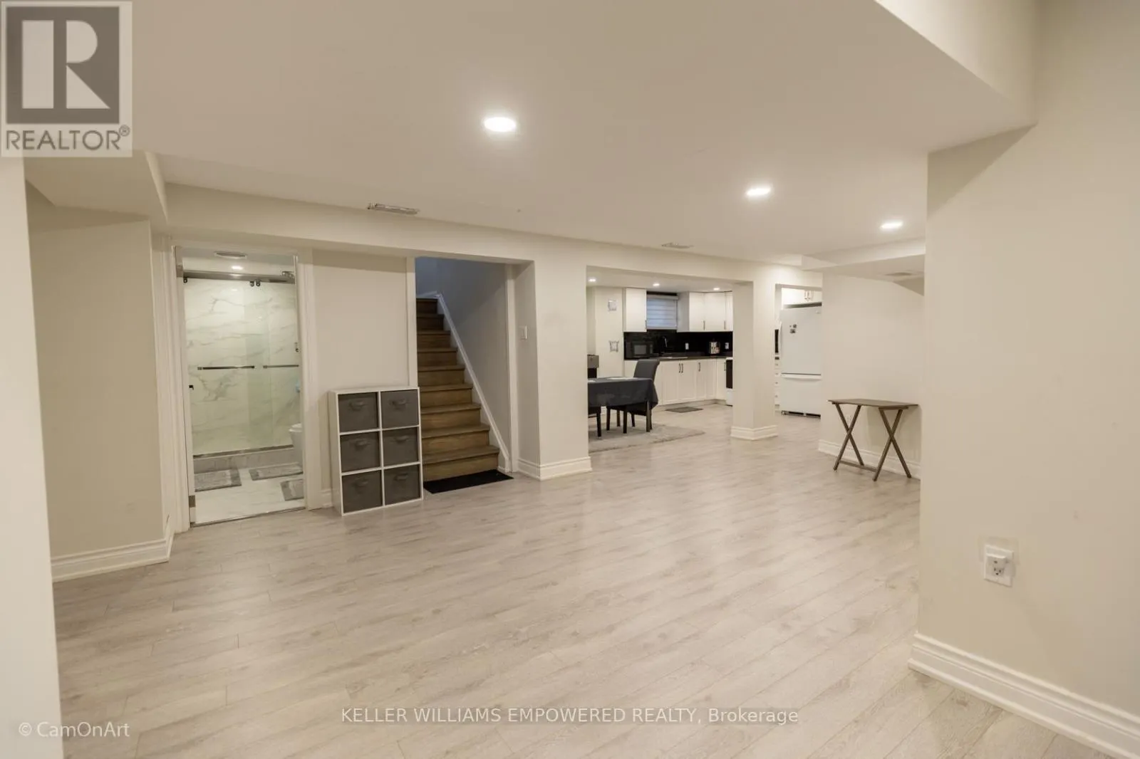 333 PALISER CRESCENT S