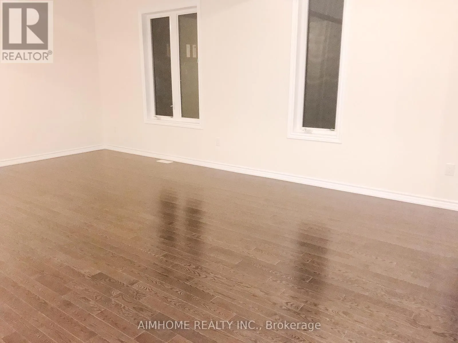 30 DEEPWOOD CRESCENT