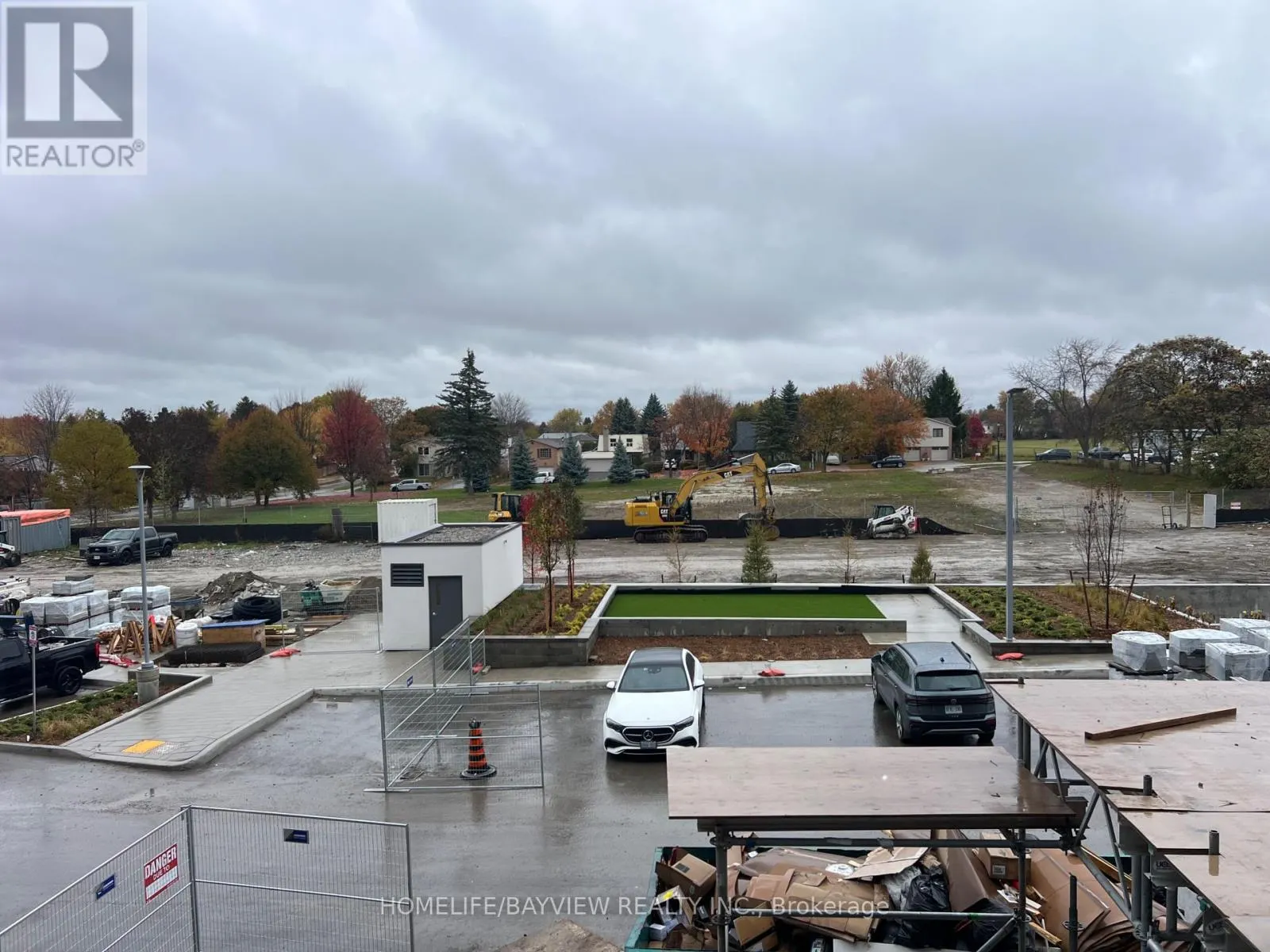 B213 - 715 DAVIS DRIVE