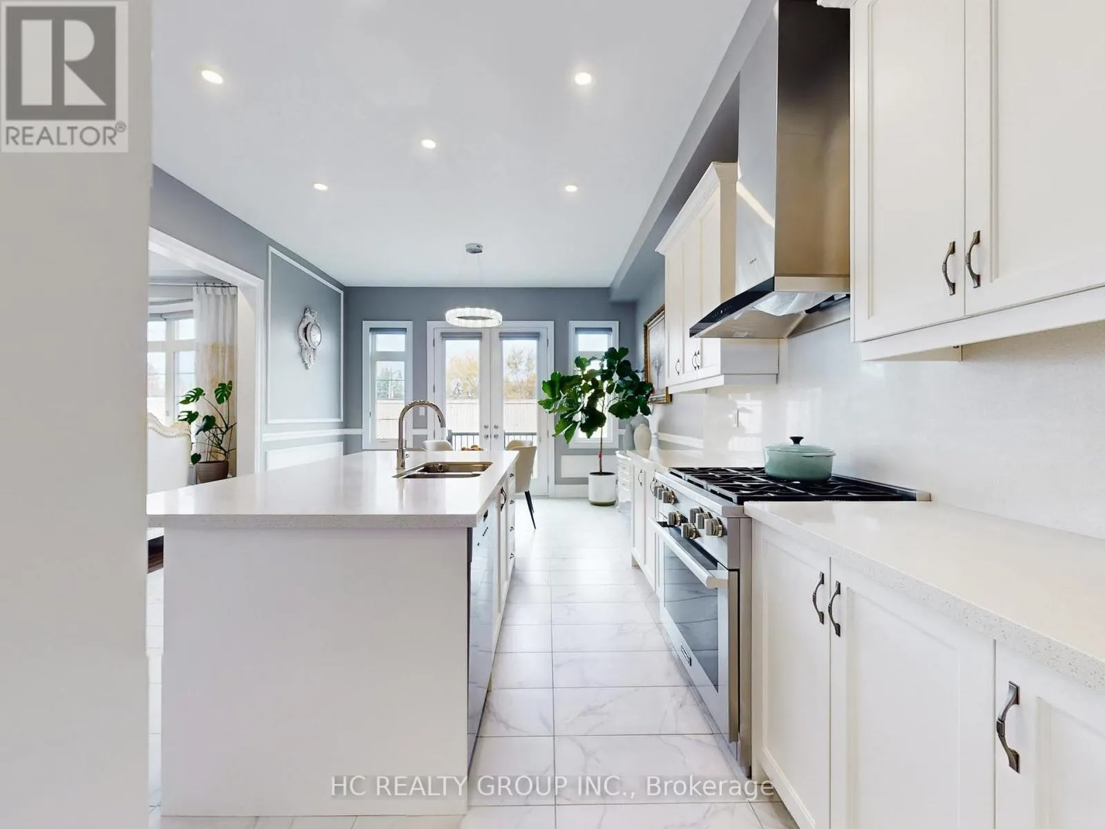 238 TOUCH GOLD CRESCENT