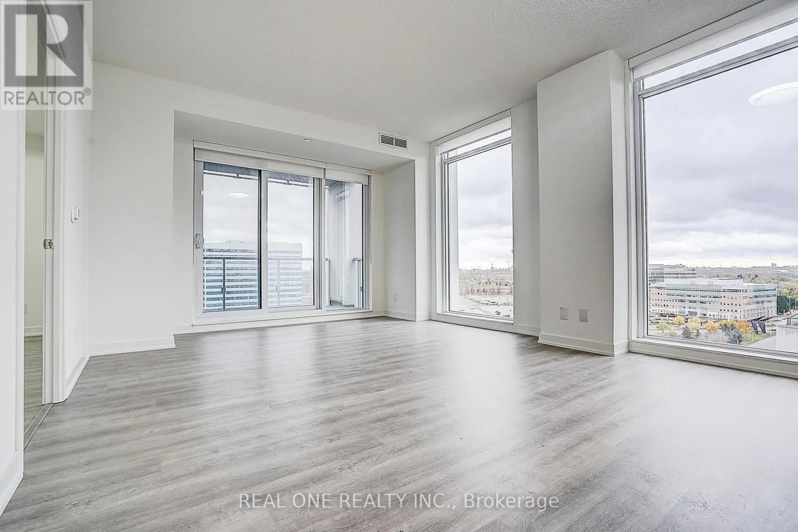 1319A - 8119 BIRCHMOUNT ROAD