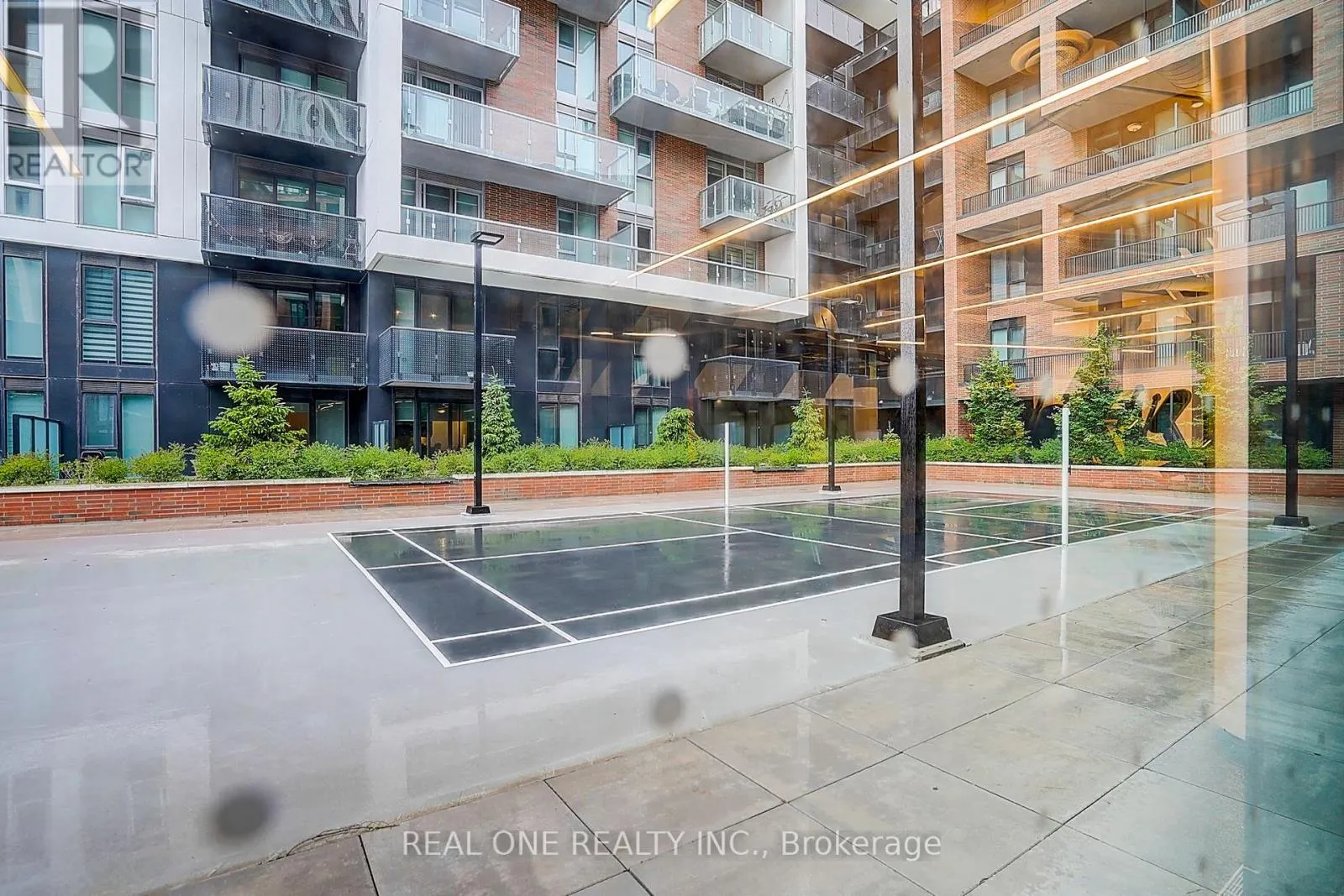 1319A - 8119 BIRCHMOUNT ROAD