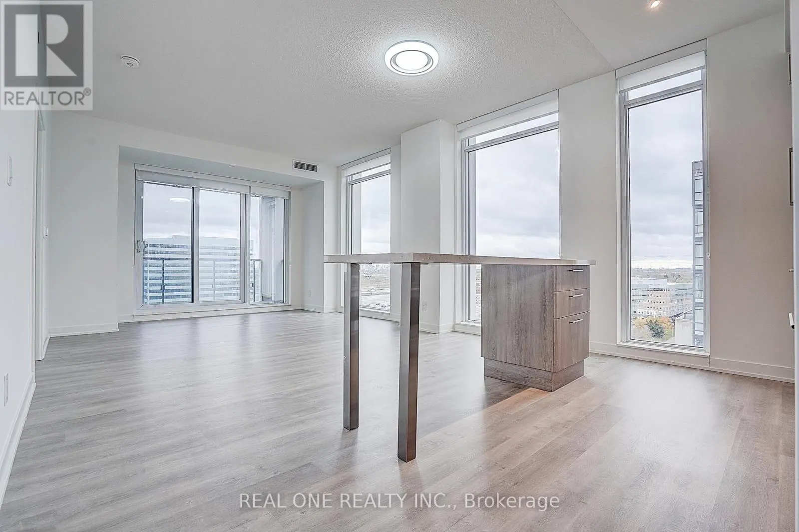 1319A - 8119 BIRCHMOUNT ROAD