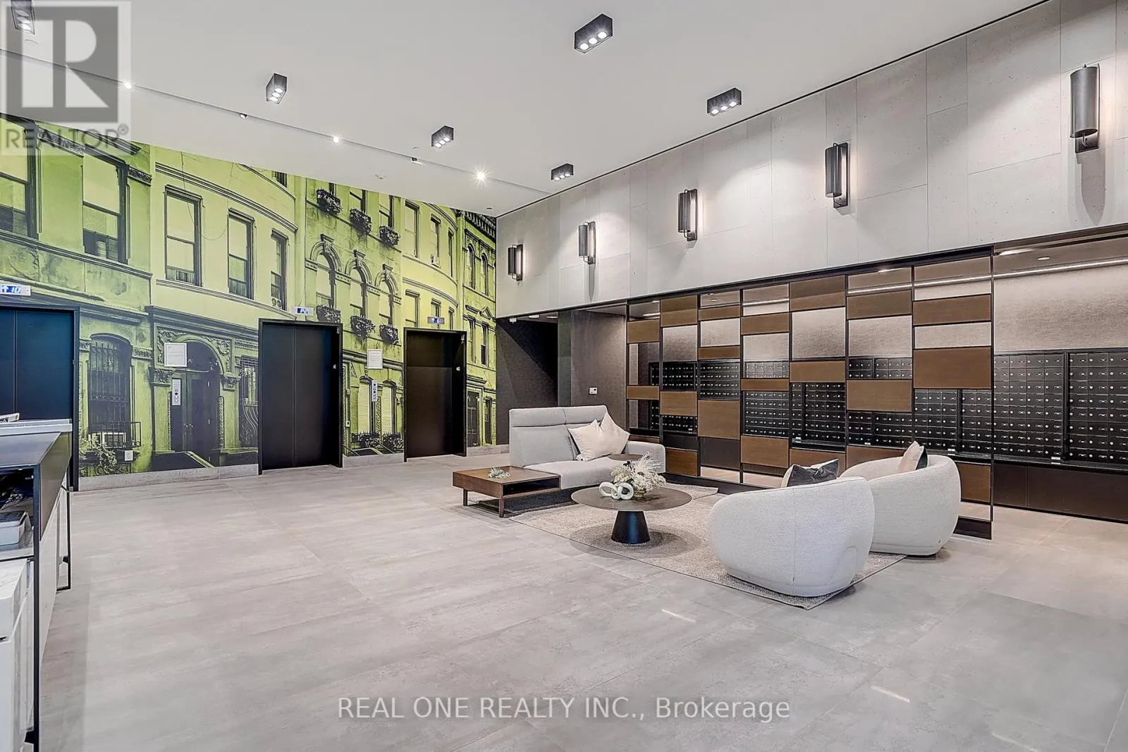 1319A - 8119 BIRCHMOUNT ROAD