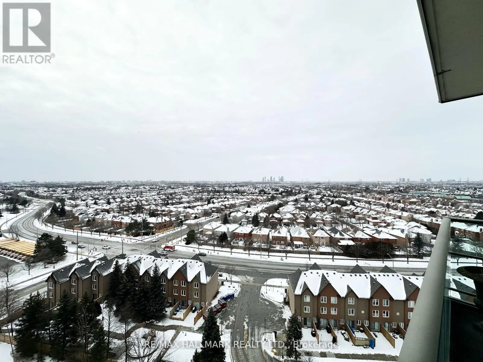 1401 - 100 PROMENADE CIRCLE